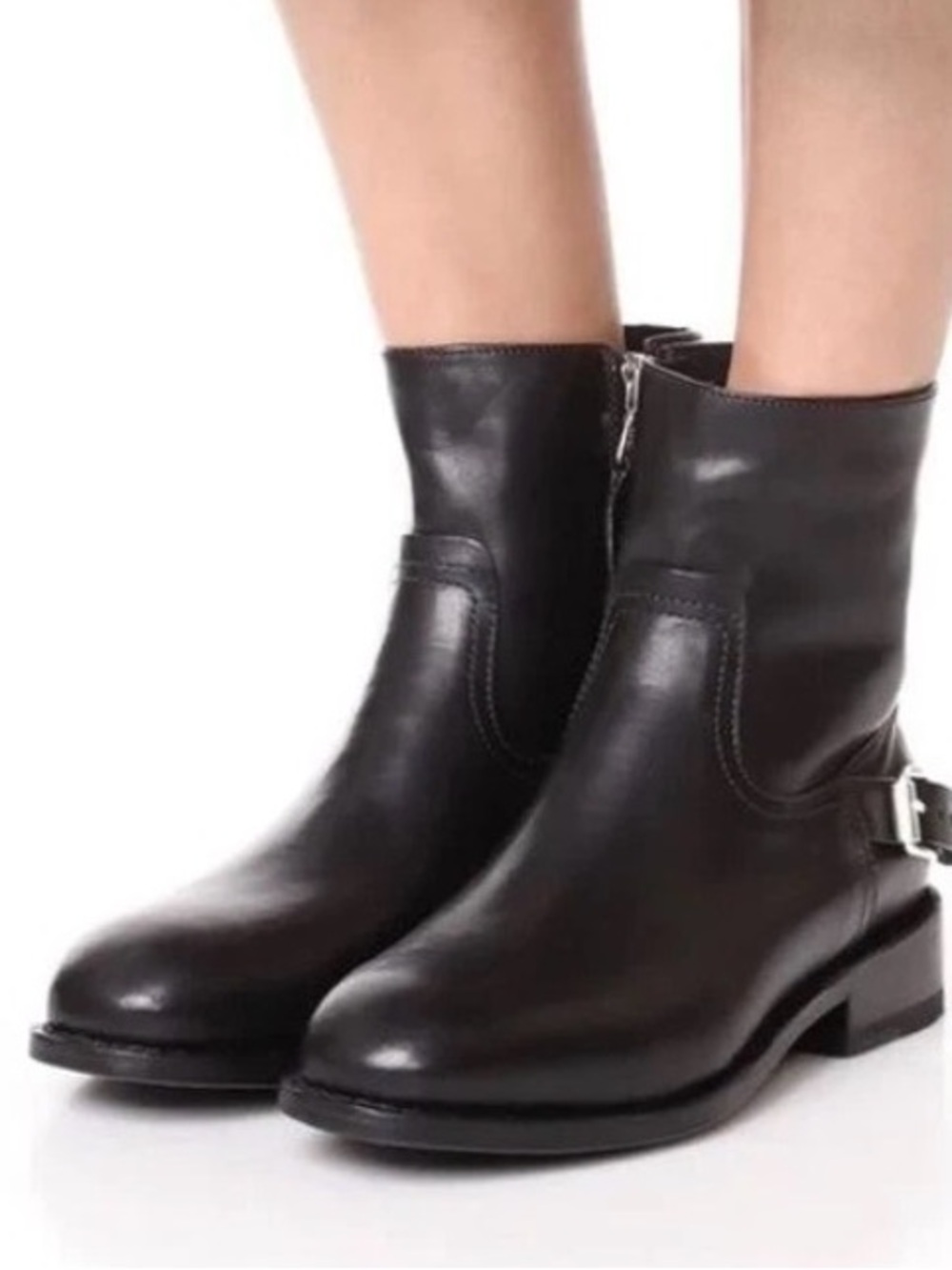 NWOB  Rag & Bone Leather Zip boots size 6